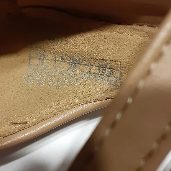 Michael Kors Maryam Girls Flat Shoes - Picture 6 of 8